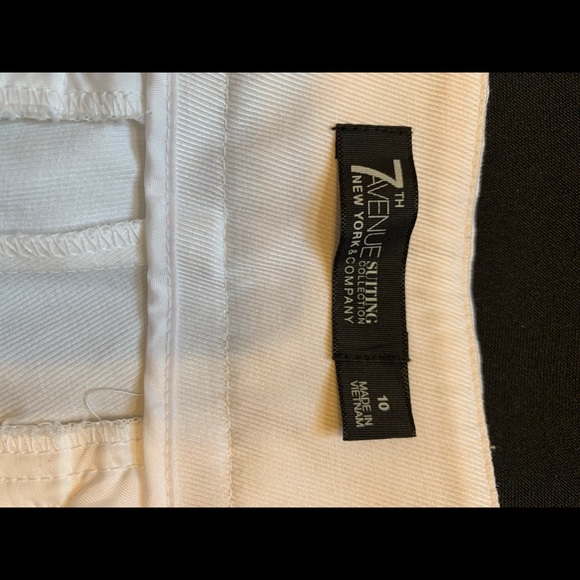 Capris - Picture 7 of 7